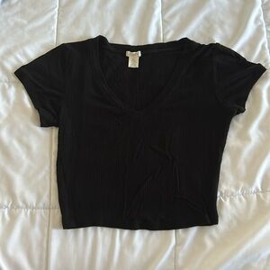 Bozzolo Black V Neck Crop Top